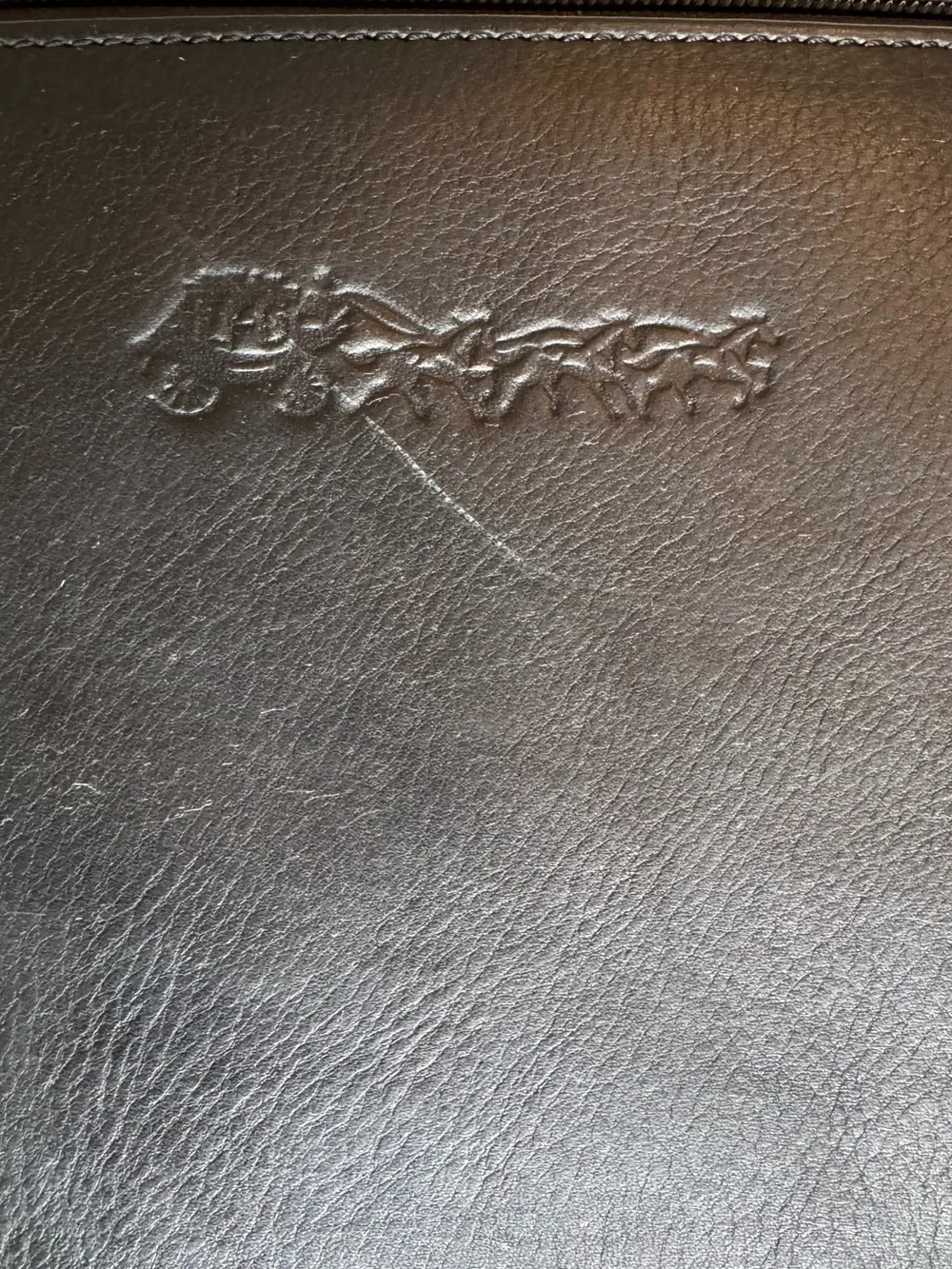 Claire Chase IP 300 case in black leather. - Picture 3 of 7
